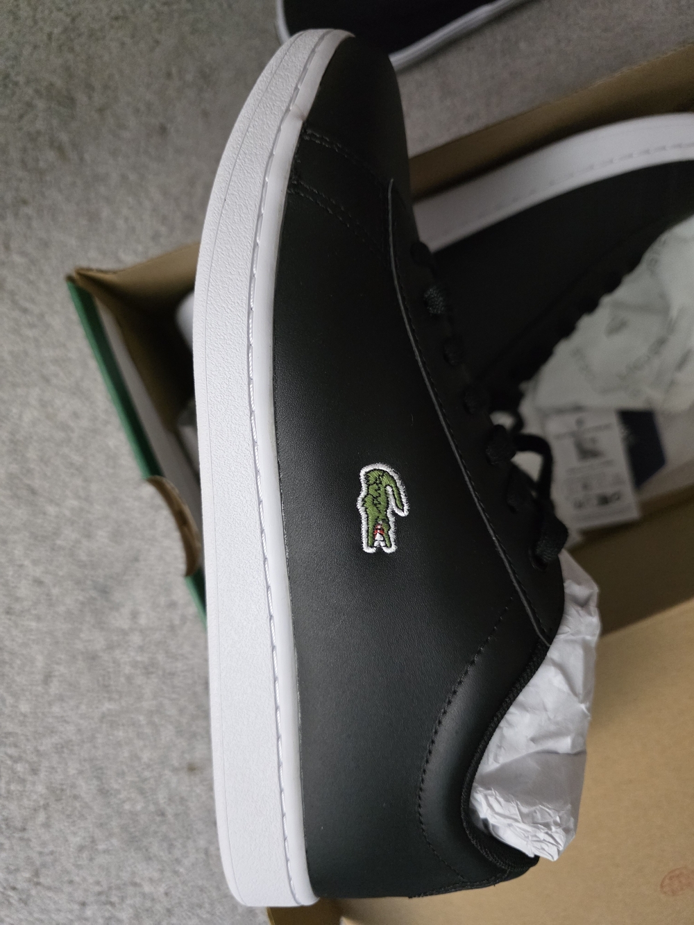 Lacoste Women's Hydez Sneakers 8.5 - Picture 4 of 7